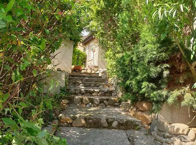 Villa La Maison De Fafa